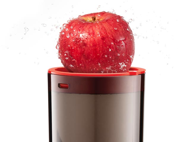 【新品未使用】Kuvings　クビンス　ホールスロージューサー　赤 楽天市場】低速ジューサー クビン 121の通販