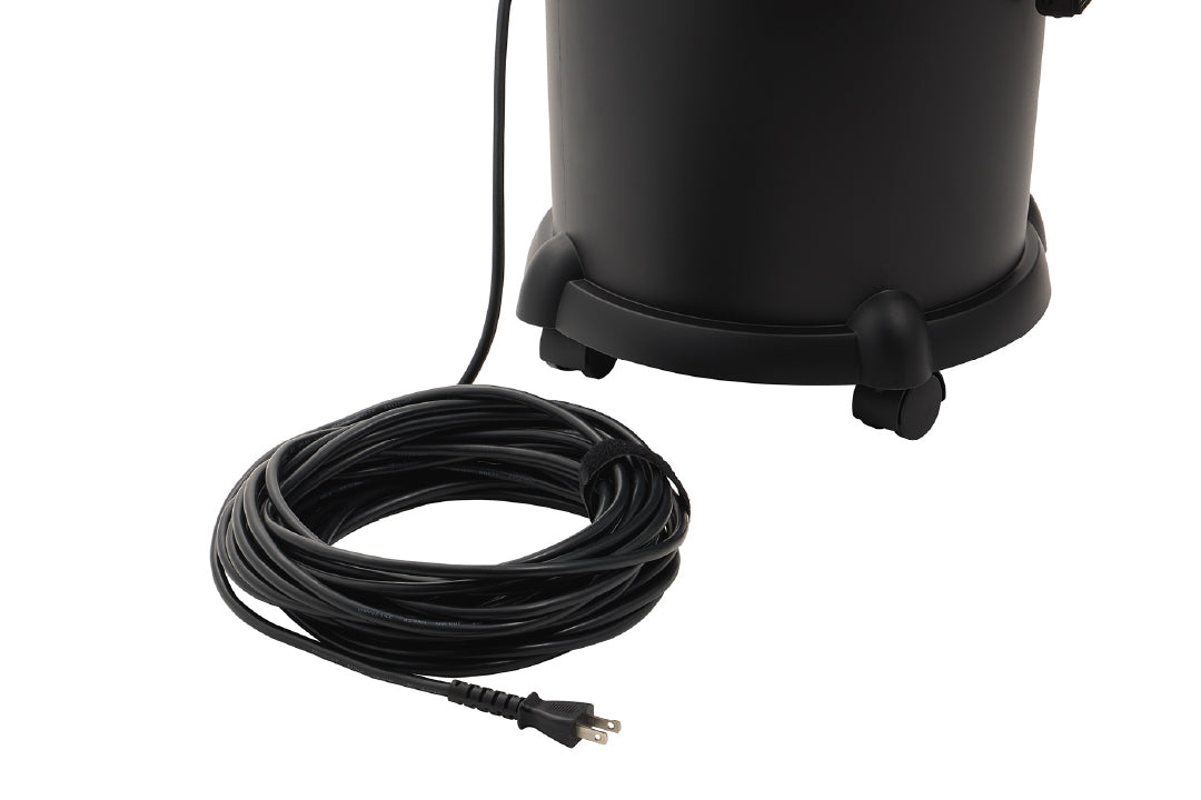 電源を差し替えずに広い商業施設も掃除できる15mコード付きクリーナーのイメージ写真