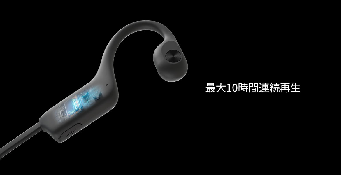 水しぶきも気にせずランニング