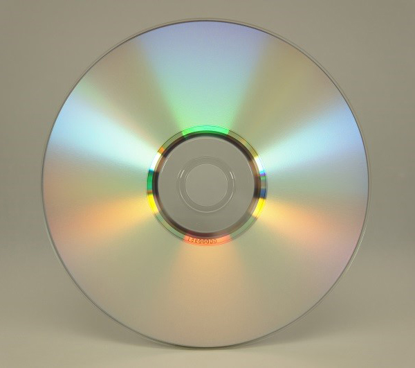 マイクロボード・テクノロジー 8X DVD-R T-DMR-SPY-SB8 [DVD-R/4.7GB/8X/銀プリンタブル/100x6]