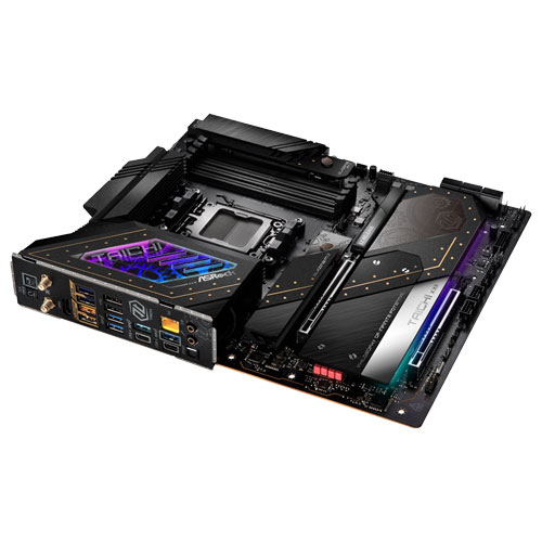 X870E Taichi_画像5